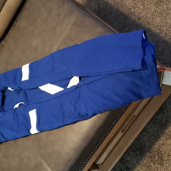 Men's Robe - Picture 7 of 13